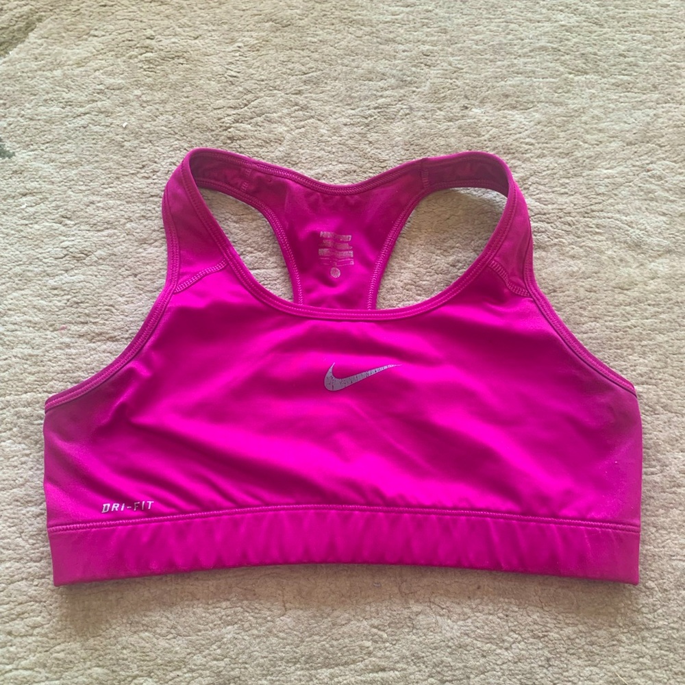 Nike sports bra bundle - large